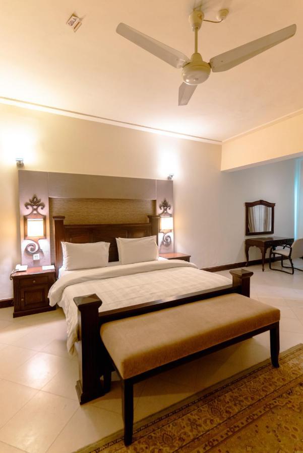 Shelton House Peshawar Exterior photo